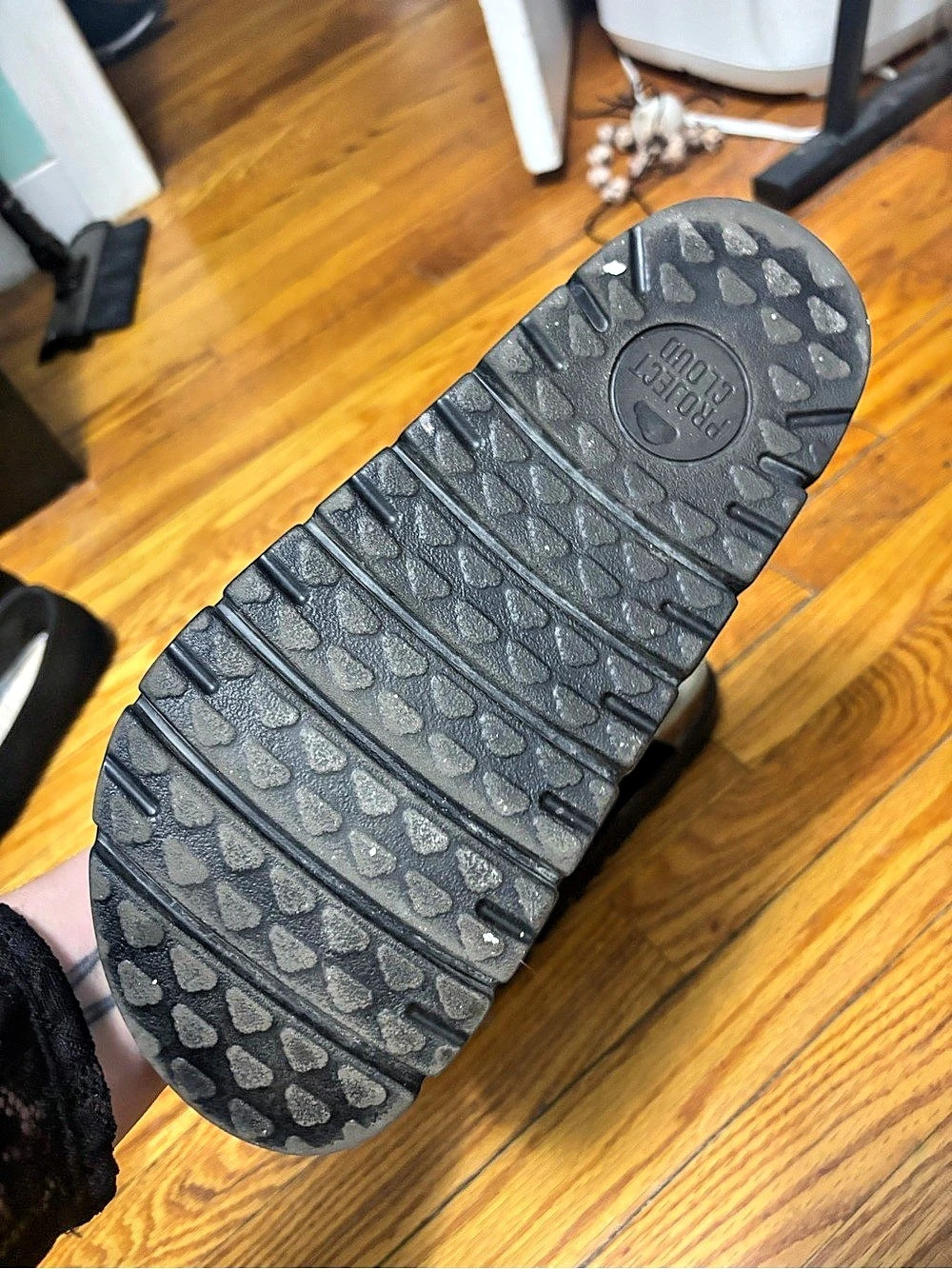 Project cloud Boston Black Suede Clogs - Picture 4 of 4